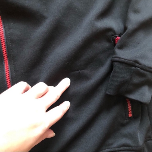 Black & Red HOCKEY Reebok Sweater - Picture 2 of 7